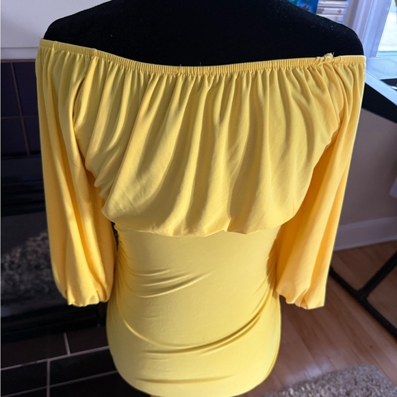 Yellow Off-Shoulder Ruched Dress - Picture 3 of 4